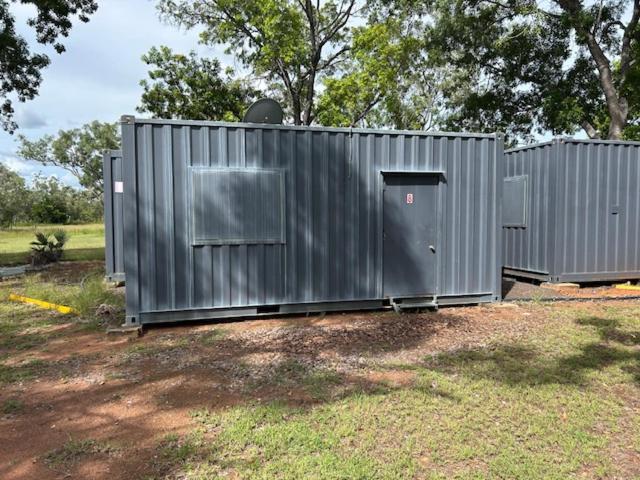 Territory Manor Motel & Caravan Park Mataranka Стая снимка