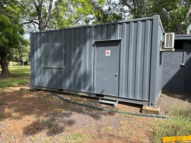 Territory Manor Motel & Caravan Park Mataranka Стая снимка