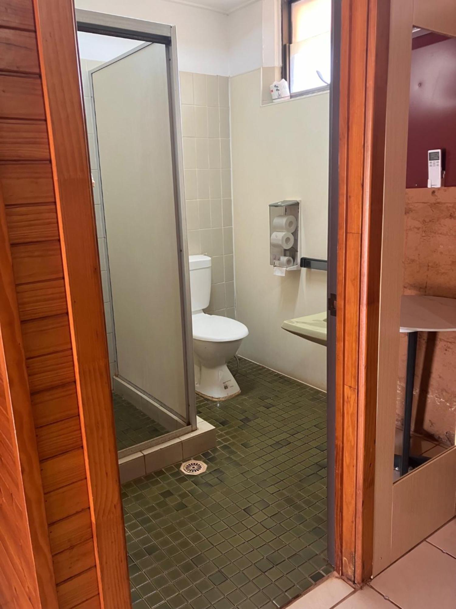 Territory Manor Motel & Caravan Park Mataranka Стая снимка